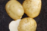 Potatoes, Superior (Early Mid Season), Certified